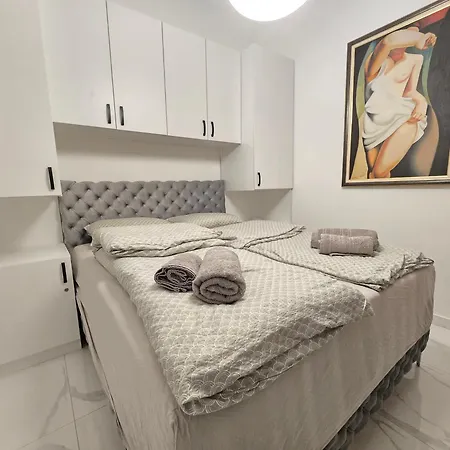 White Queen * Bukorovac