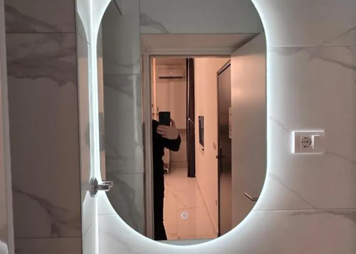 Apartment White Queen Bukorovac